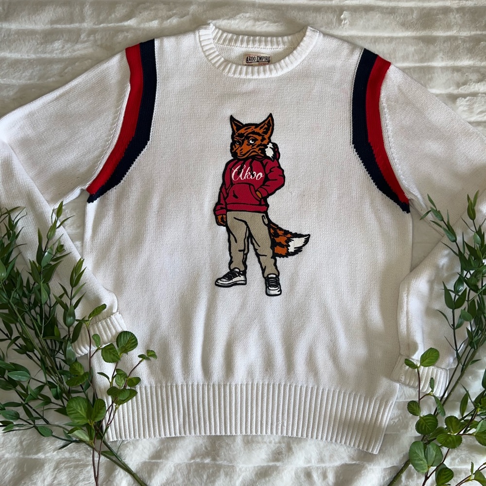AKOO Sweater